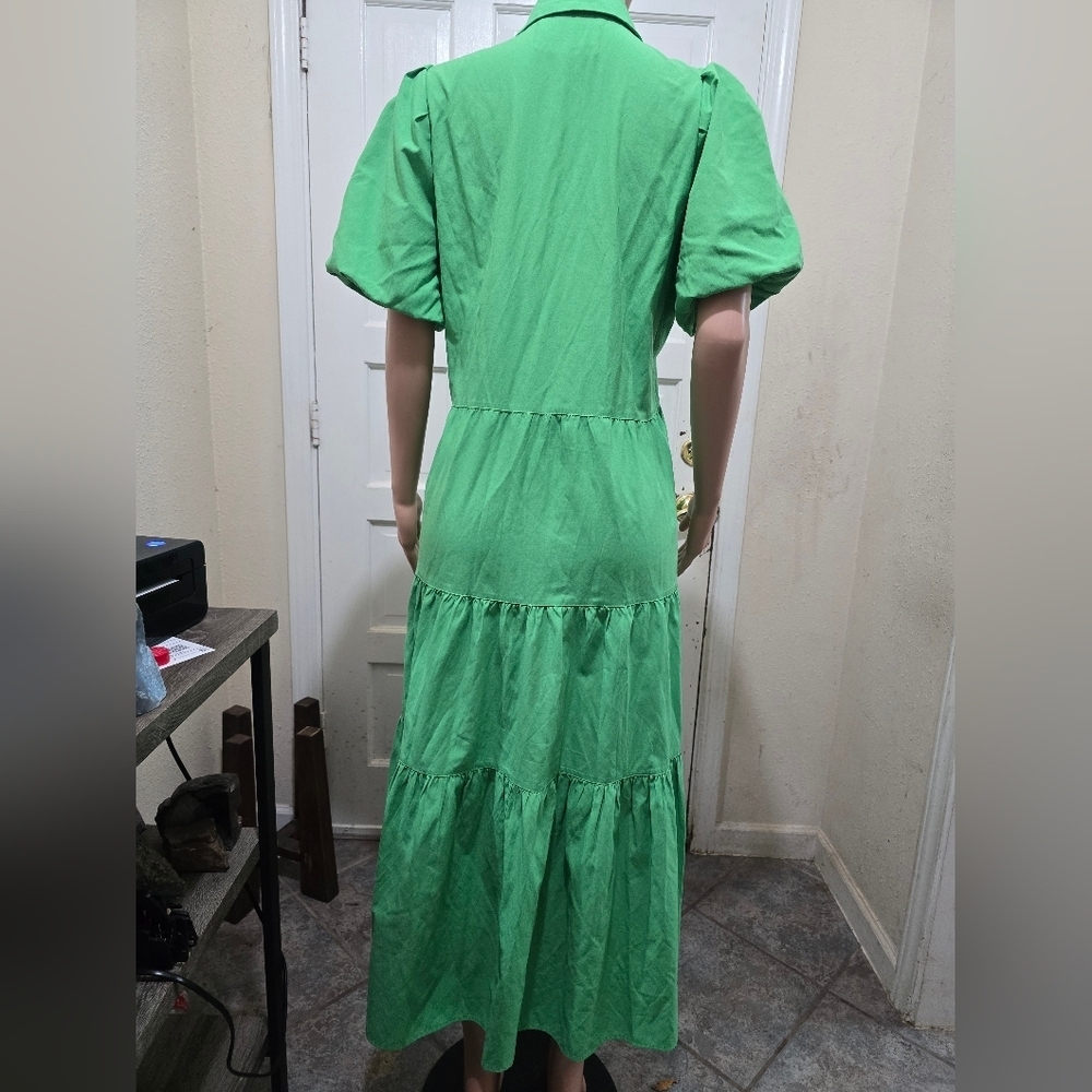 Brochu Walker Vibrant Green Button-Down Maxi Dress - Picture 8 of 8